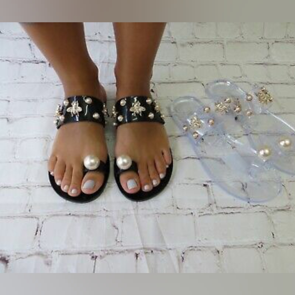 Black Pearl Jelly Slides